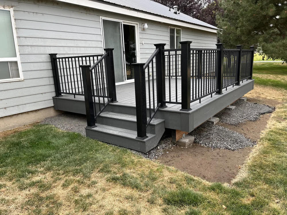 Pebble Grey Deck