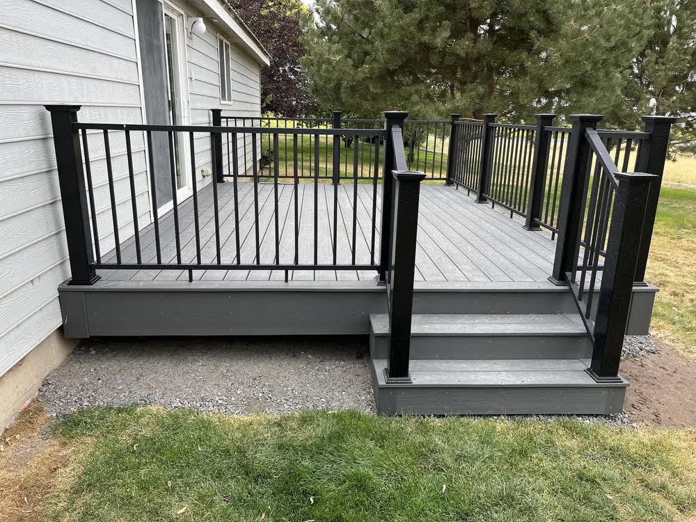 Pebble Grey Deck